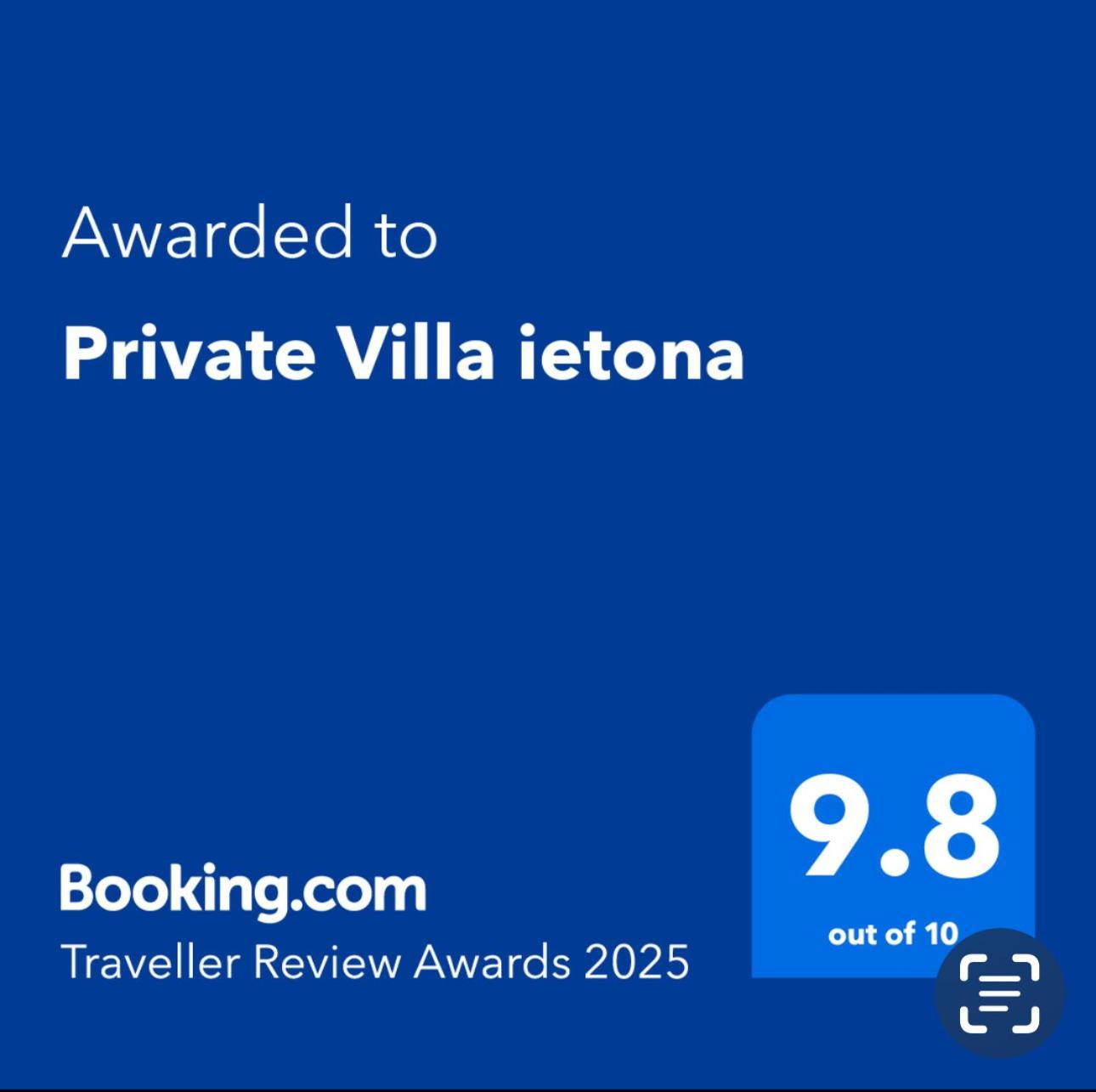 Private Ietona Villa Fujikawaguchiko